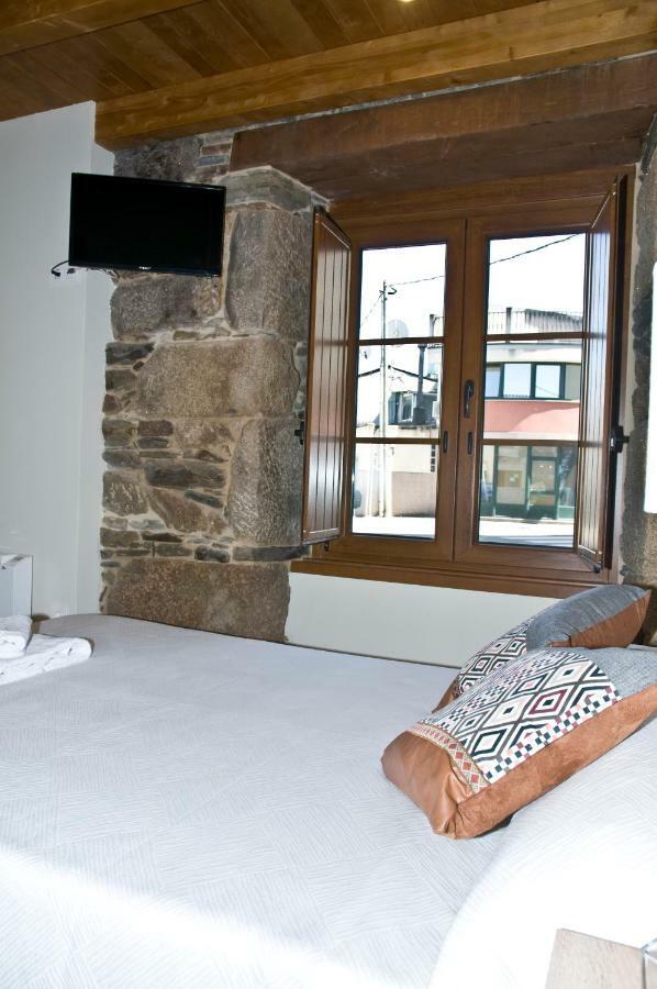 Pension Serrano Sarria Zewnętrze zdjęcie